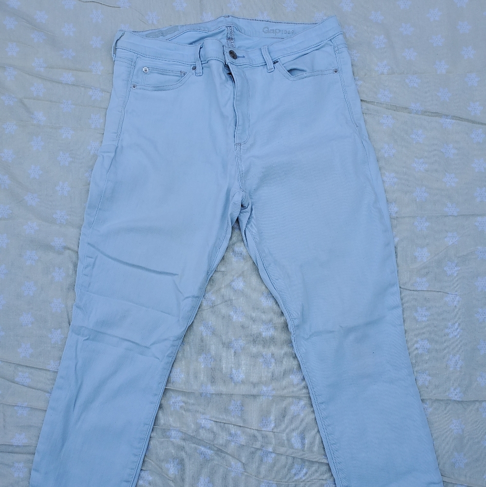 Light color Gap jeans